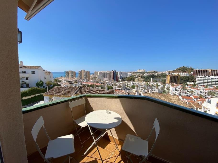 3 Bedroom Penthouse Close By Parque De La Paloma بينالماذينا المظهر الخارجي الصورة
