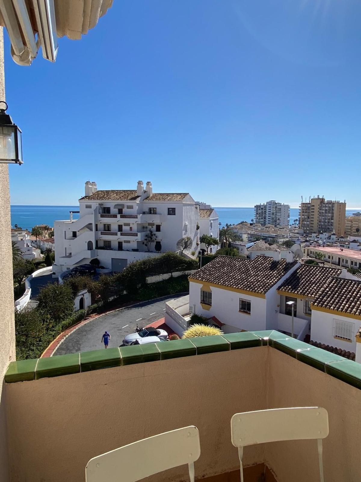 3 Bedroom Penthouse Close By Parque De La Paloma بينالماذينا المظهر الخارجي الصورة